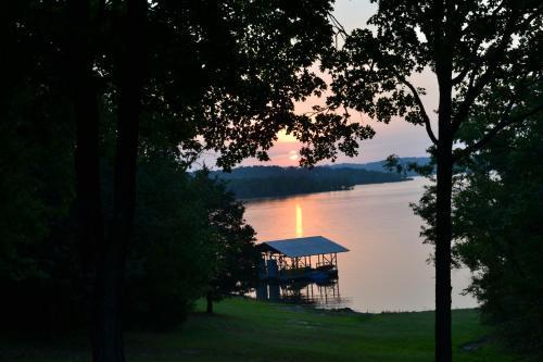 Anchor Inn On The Lake Bed And Breakfast Branson Buitenkant foto